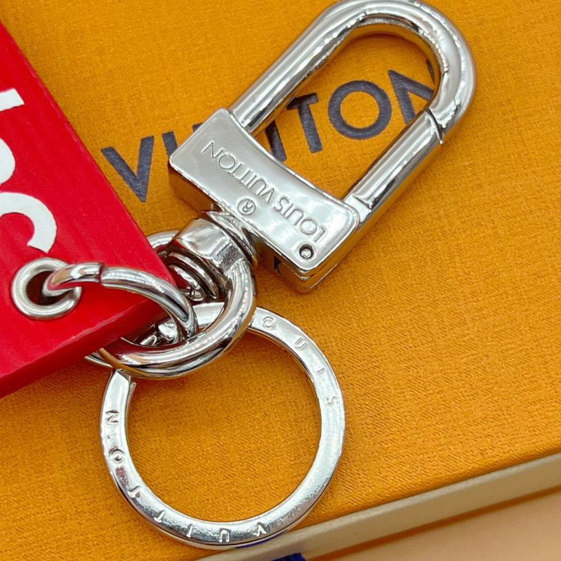 Louis Vuitton x Supreme Epi Keychain     M68292  - DesignerGu