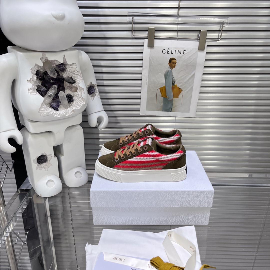 Dior D-Tears Sneaker - DesignerGu