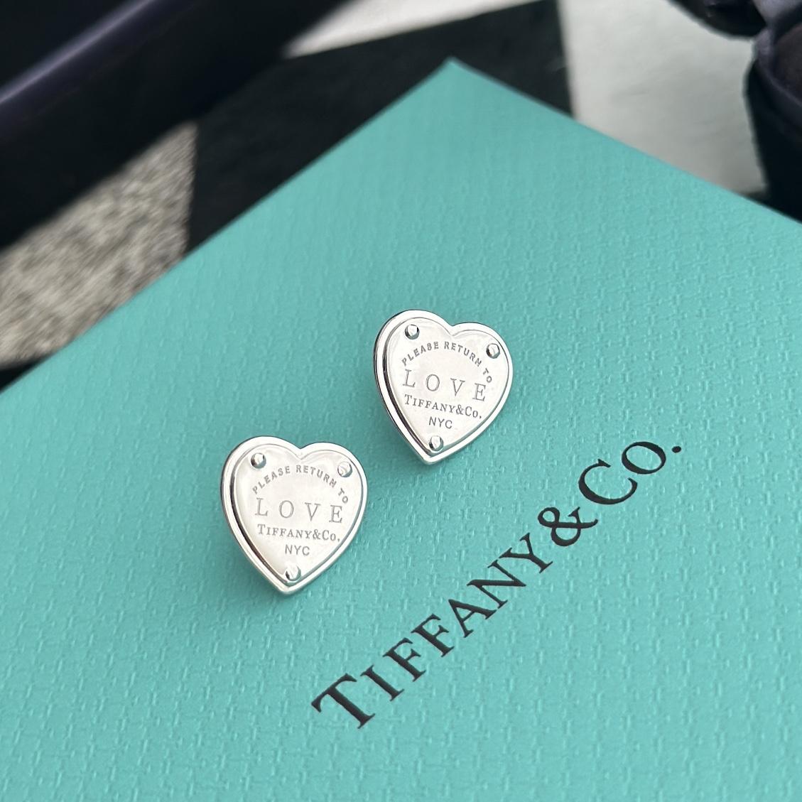 Tiffany&CO Heart Tag Earrings - DesignerGu