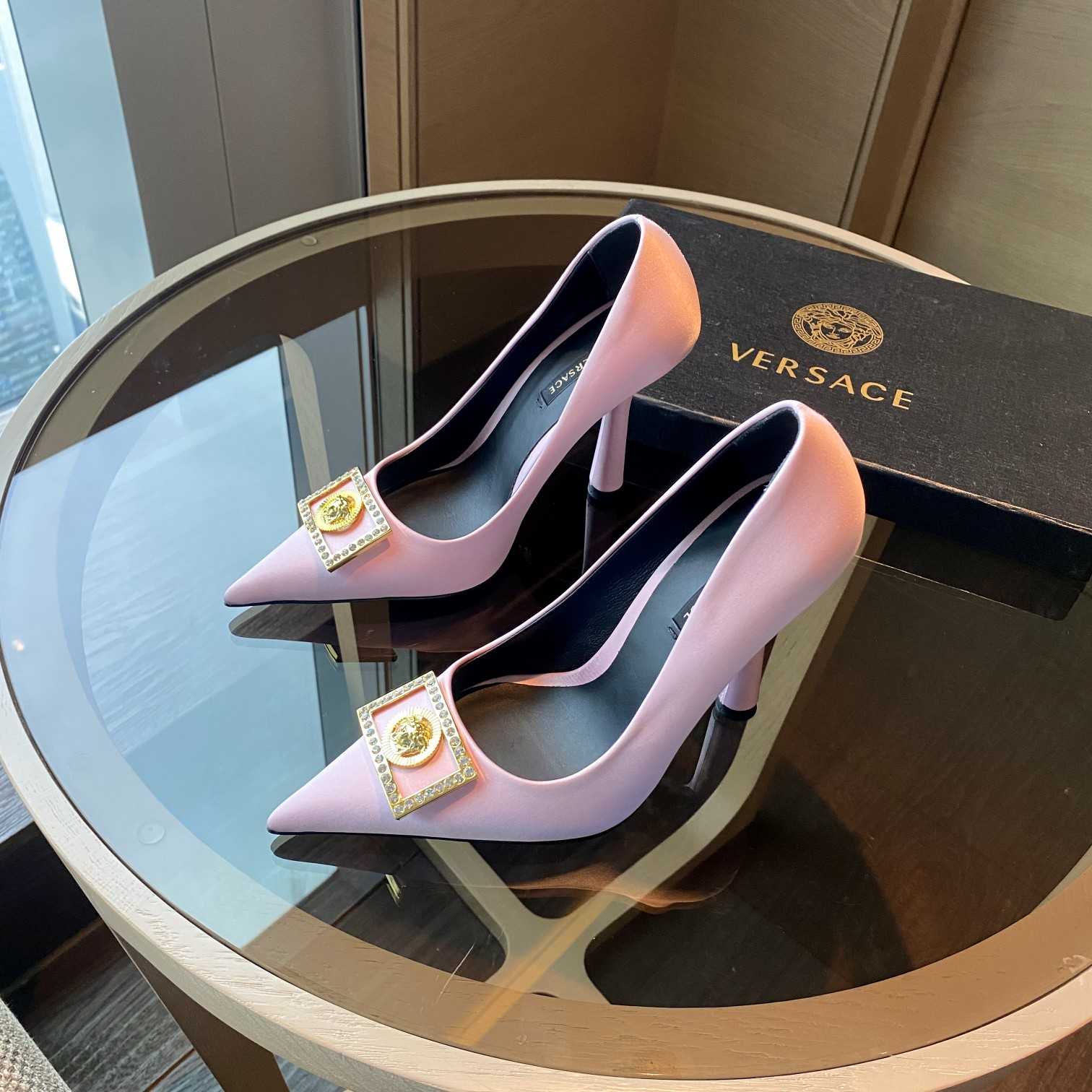 Versace Medusa Crystal Pumps - DesignerGu