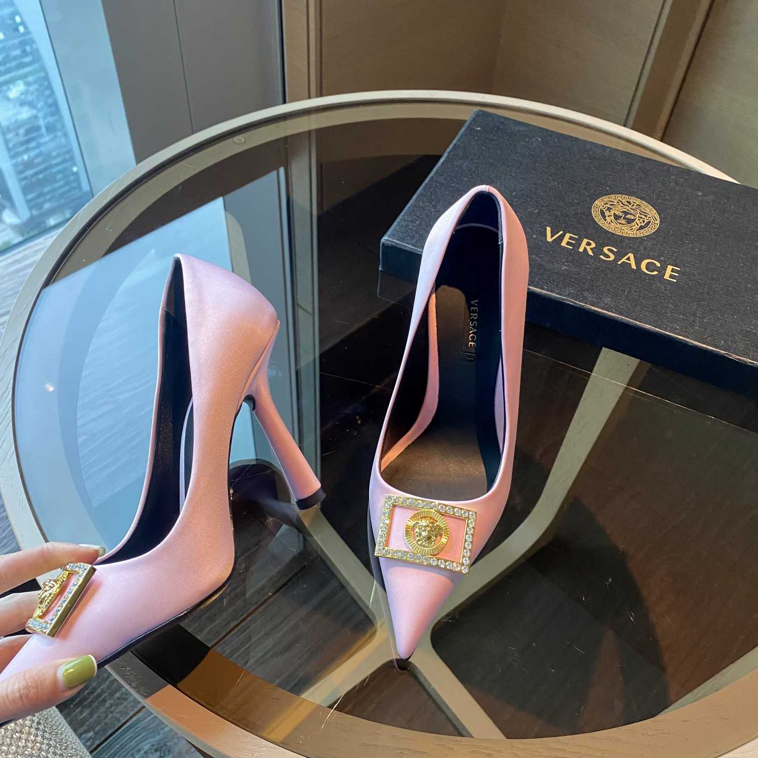 Versace Medusa Crystal Pumps - DesignerGu