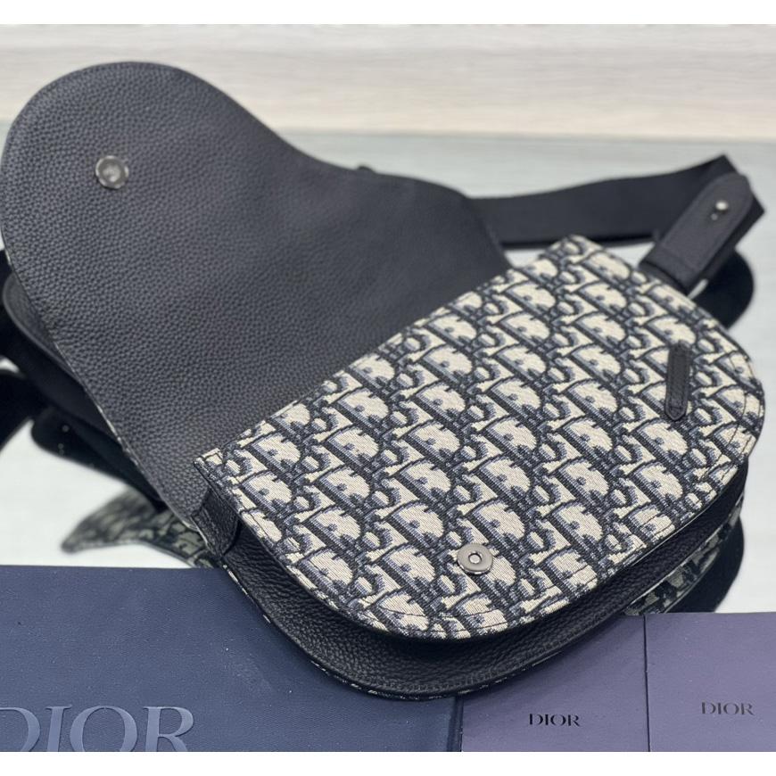 Dior Saddle Pouch - DesignerGu