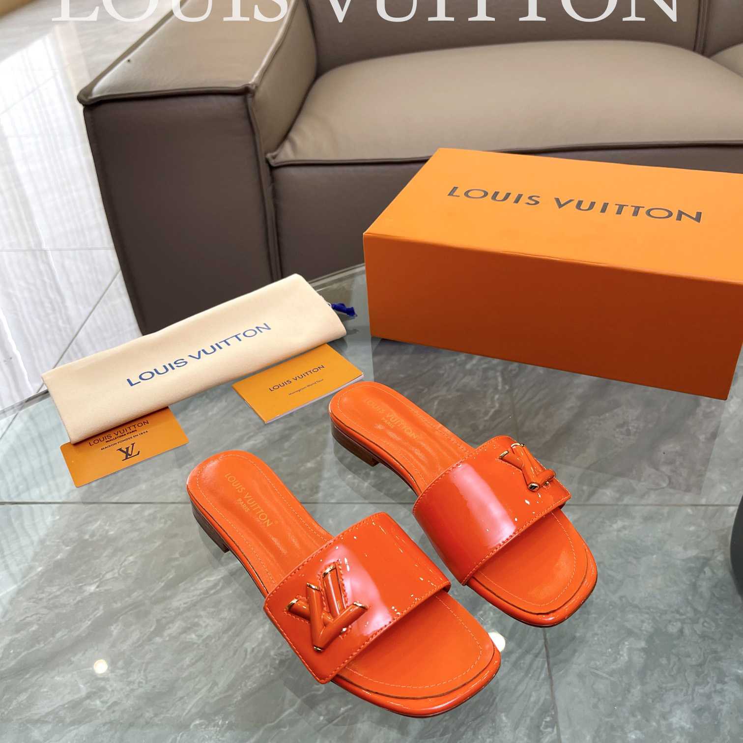 Louis Vuitton Shake Flat Mule       - DesignerGu