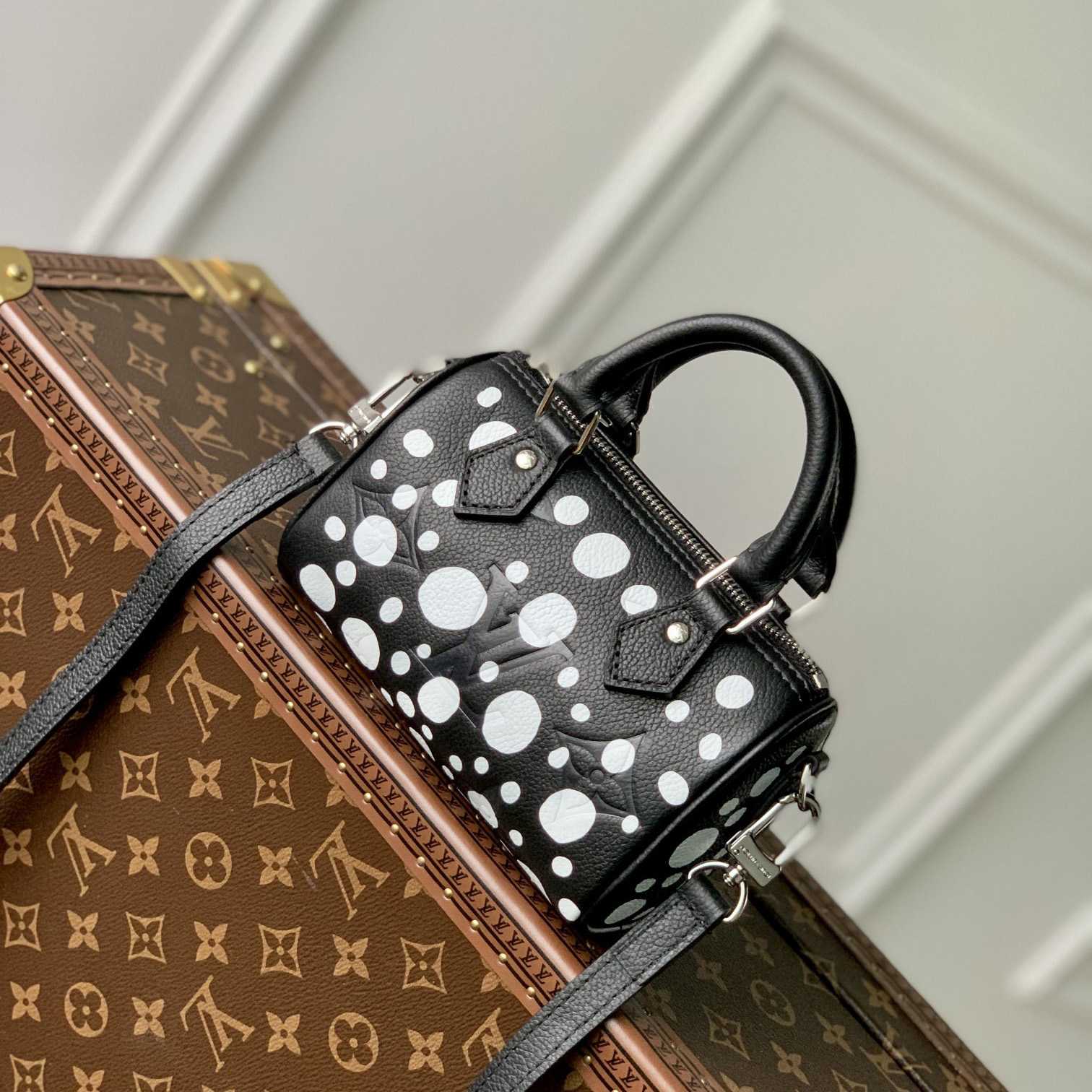 Louis Vuitton LV x YK Nano Speedy   M81910 - DesignerGu