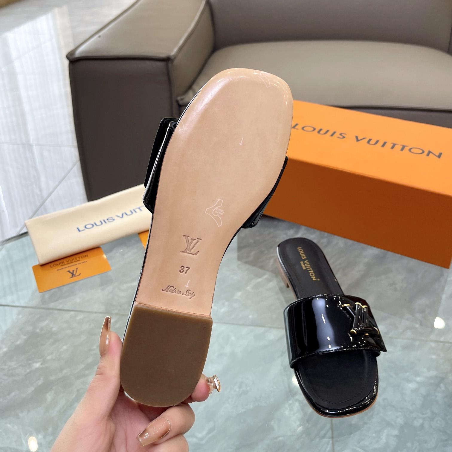 Louis Vuitton Shake Flat Mule       - DesignerGu