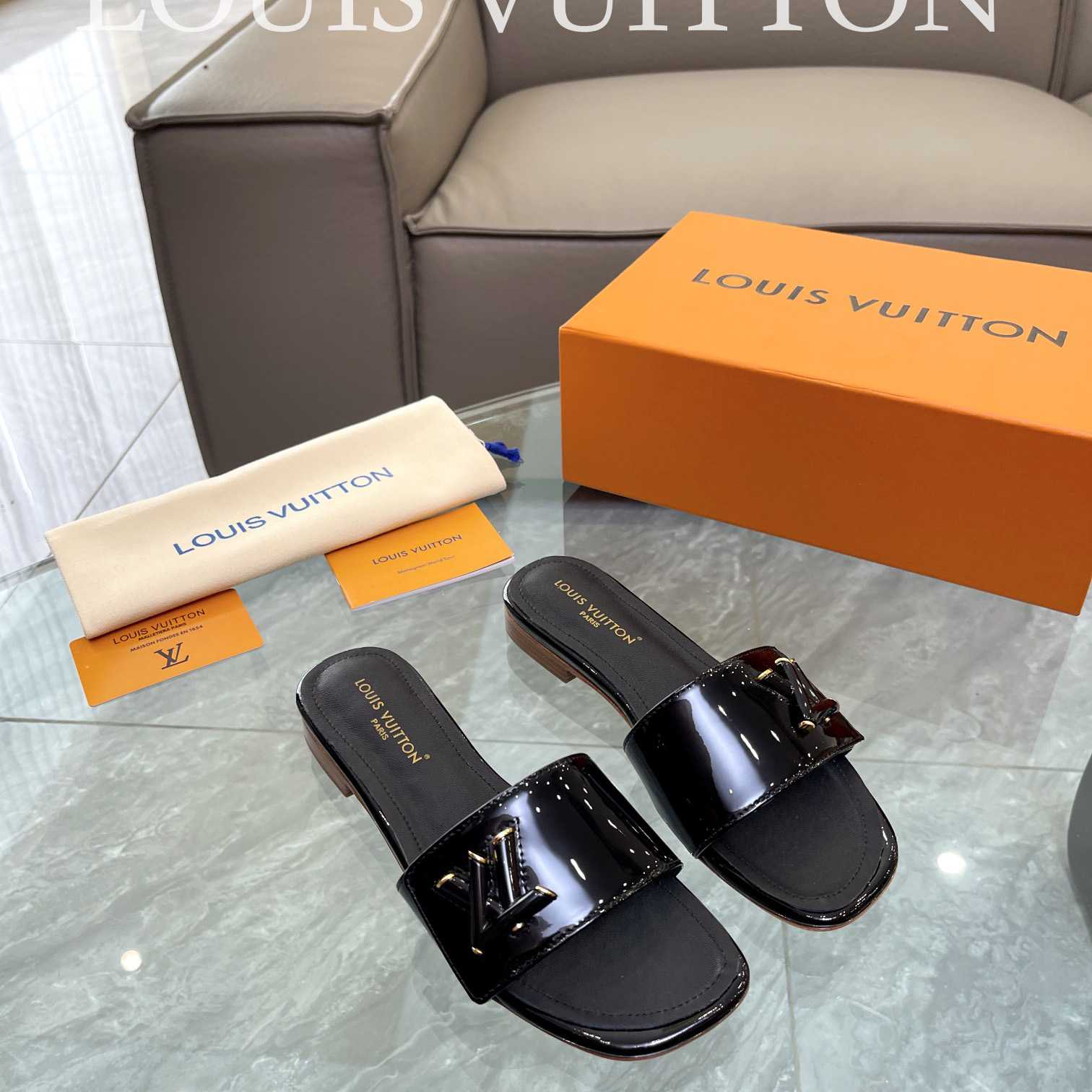 Louis Vuitton Shake Flat Mule       - DesignerGu