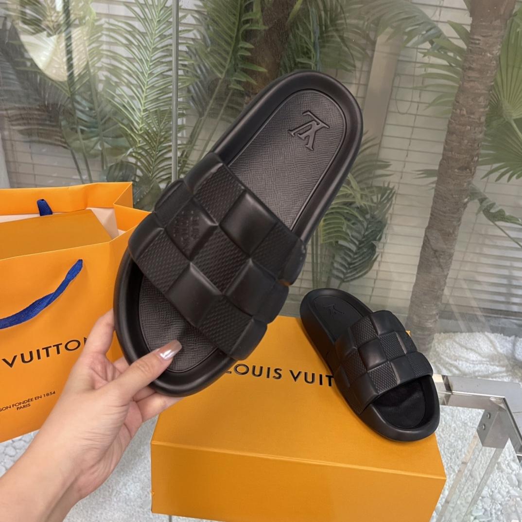 Louis Vuitton Waterfront Mules   1AAR8W - DesignerGu