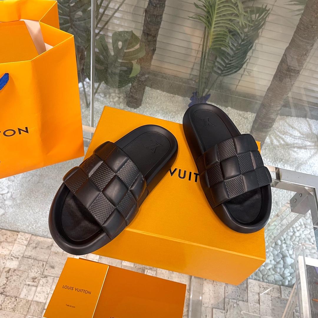 Louis Vuitton Waterfront Mules   1AAR8W - DesignerGu