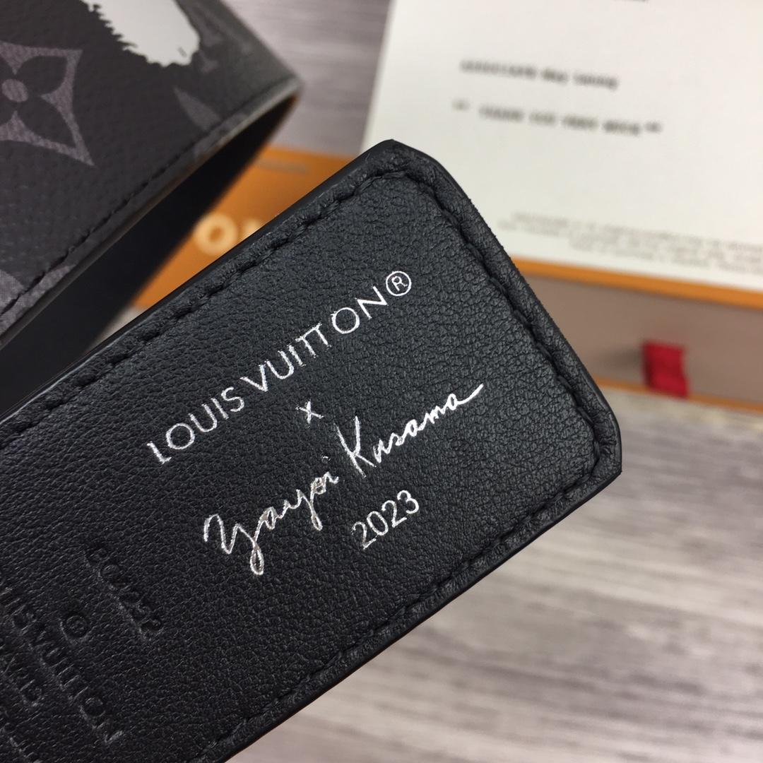 Louis Vuitton LV X YK LV Initiales 40MM Reversible Belt     M0654U - DesignerGu