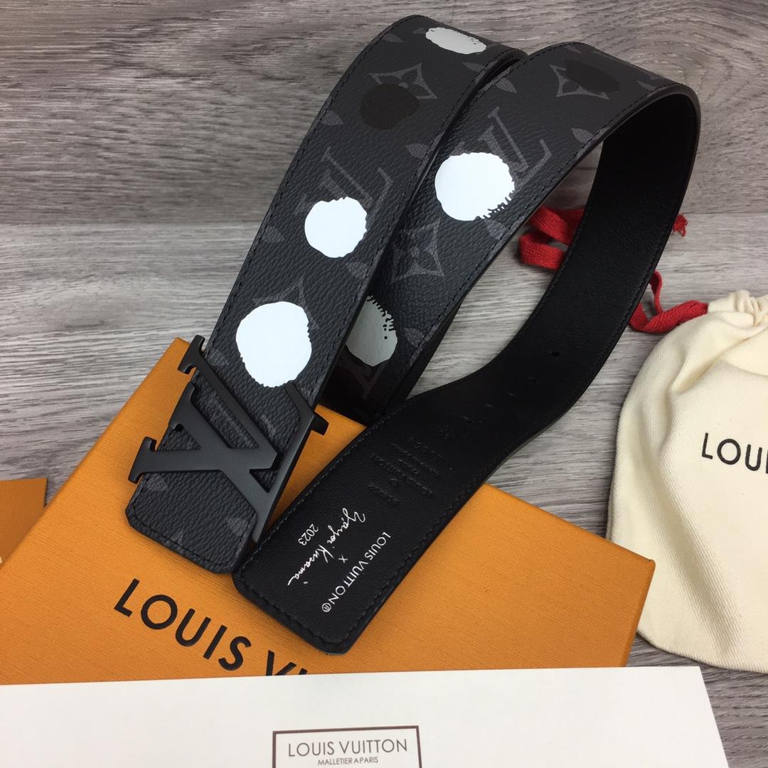 Louis Vuitton LV X YK LV Initiales 40MM Reversible Belt     M0654U - DesignerGu