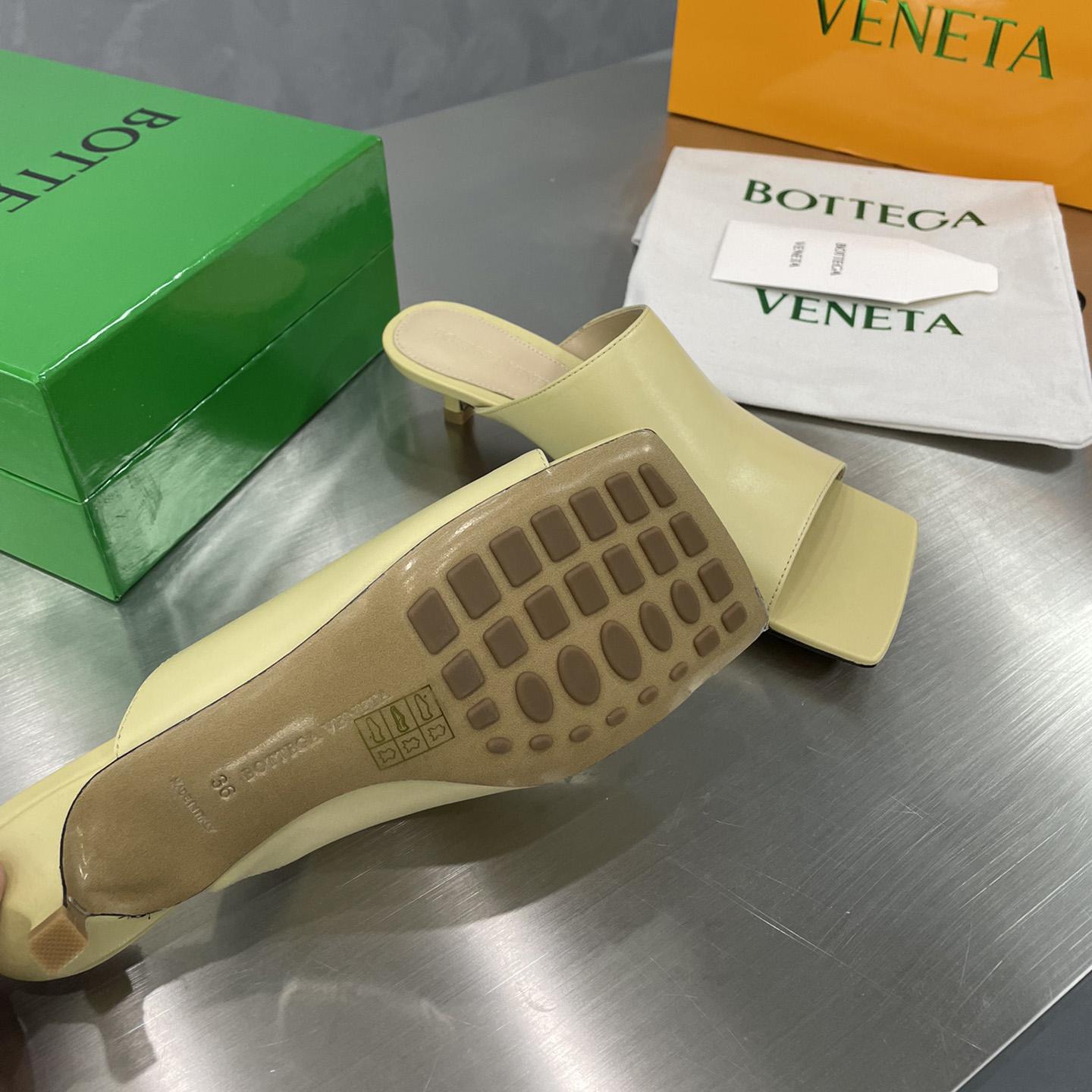 Bottega Veneta Stretch Mule - DesignerGu