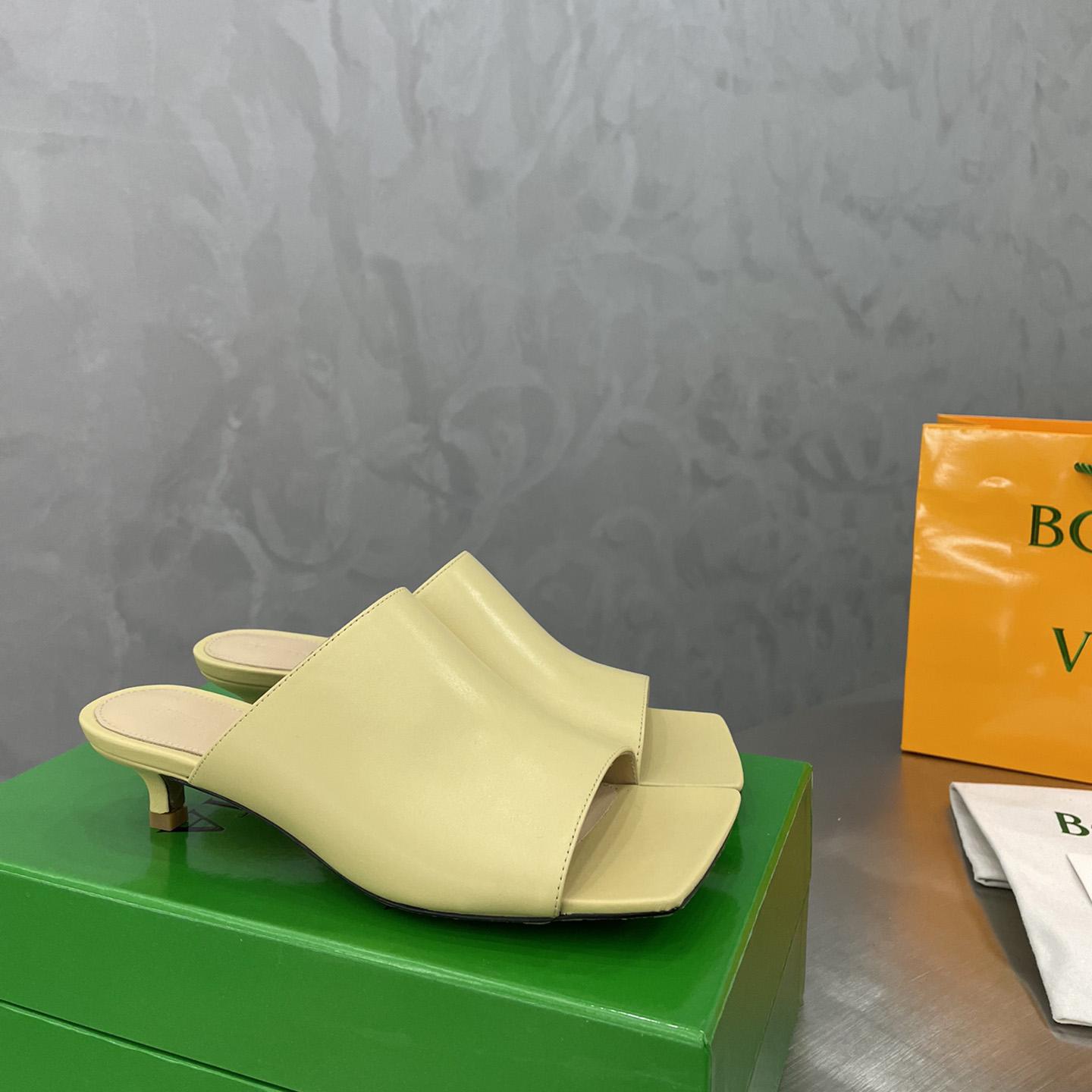 Bottega Veneta Stretch Mule - DesignerGu