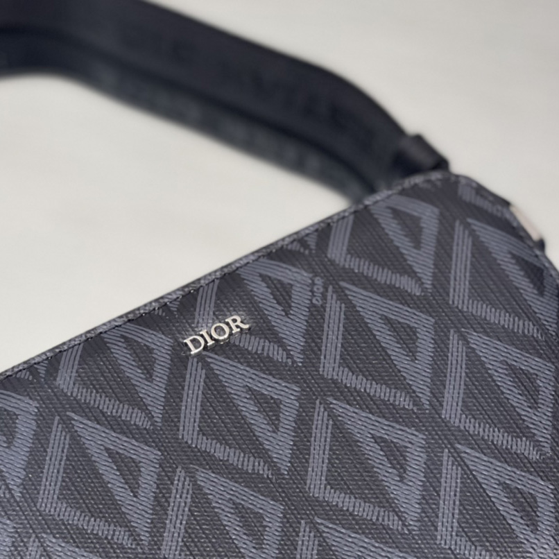 Dior Pouch With Strap - DesignerGu