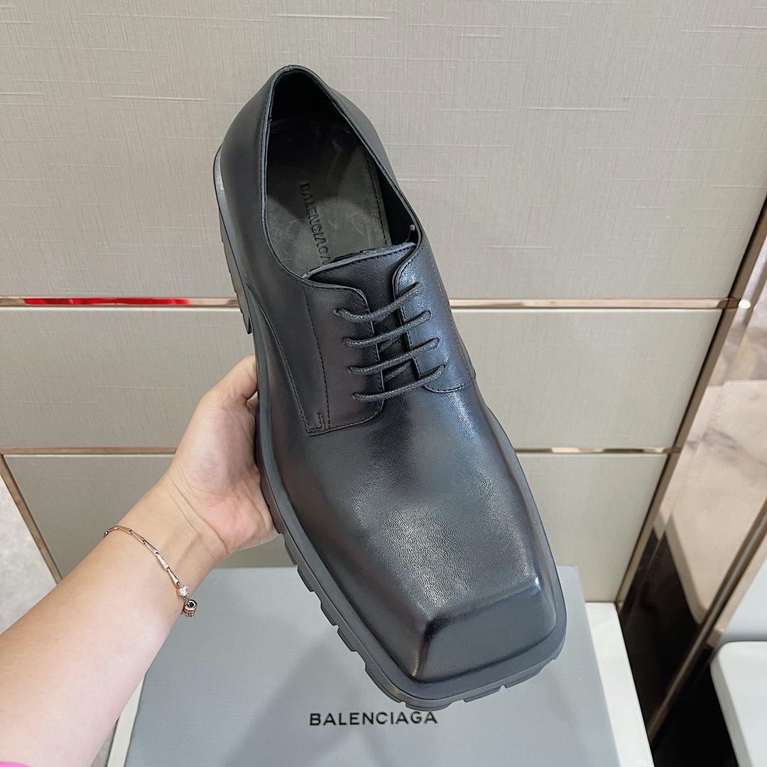 Balenciaga Men's Rhino Derby In Black  - DesignerGu