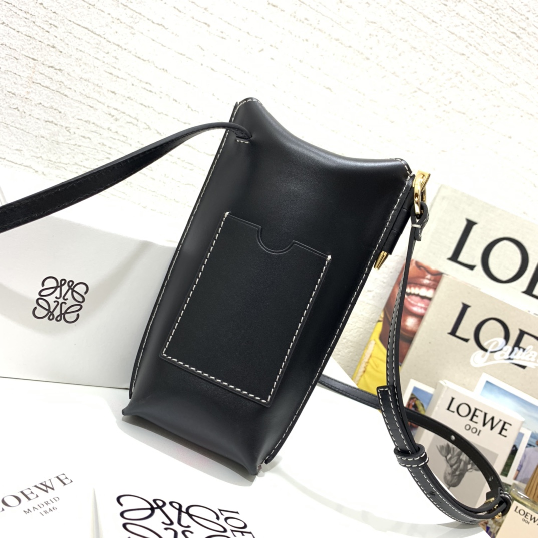 Loewe Gate Pocket In Soft Calfskin - DesignerGu