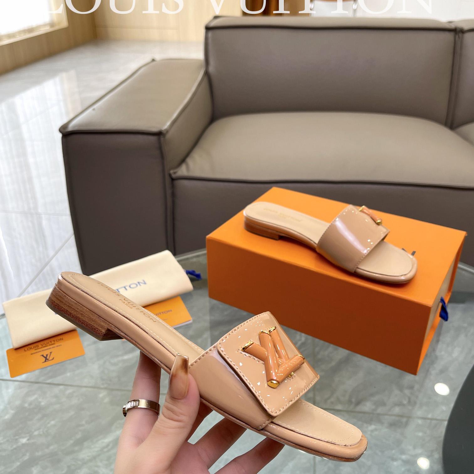 Louis Vuitton Shake Flat Mule       - DesignerGu