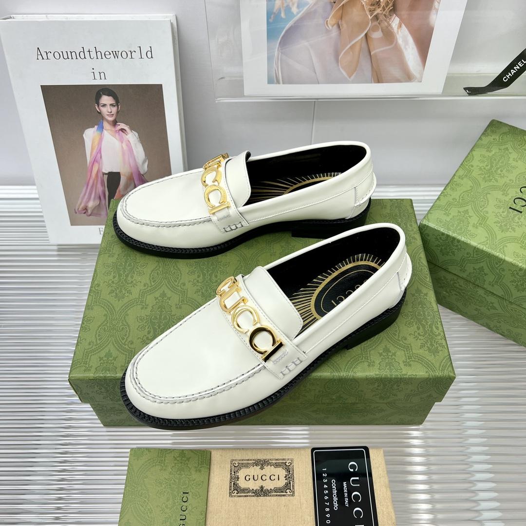 Gucci Women's Gucci Loafer - DesignerGu