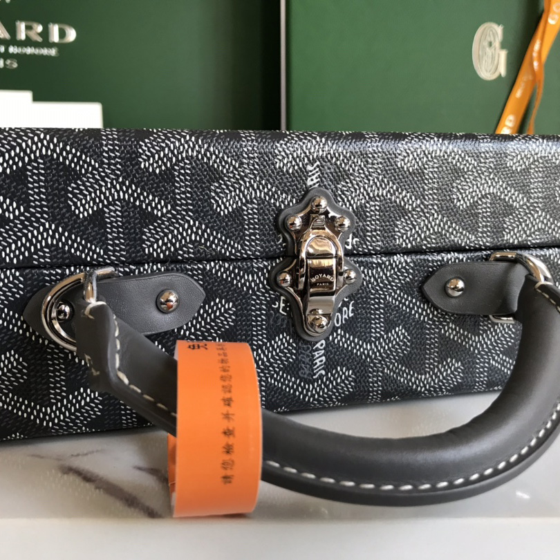 Goyard Grand Hôtel Trunk Bag  - DesignerGu