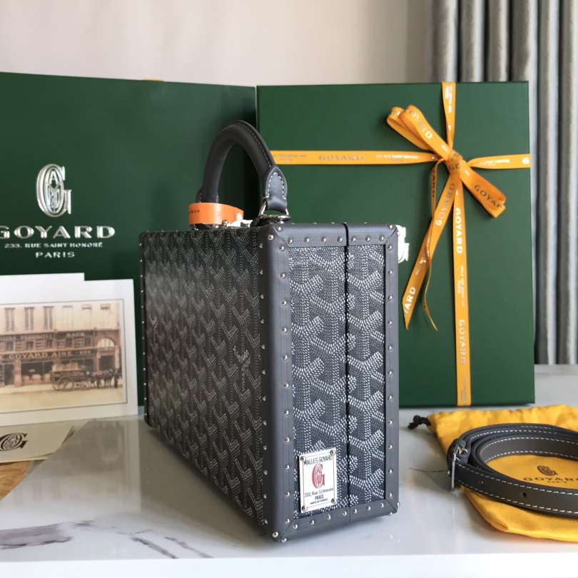 Goyard Grand Hôtel Trunk Bag  - DesignerGu