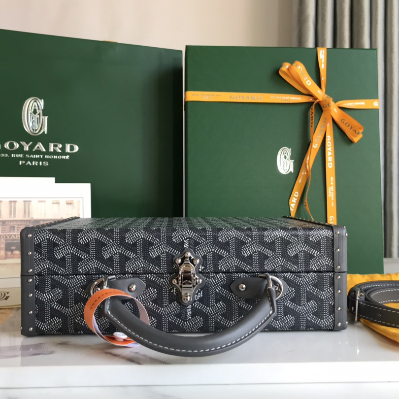 Goyard Grand Hôtel Trunk Bag  - DesignerGu