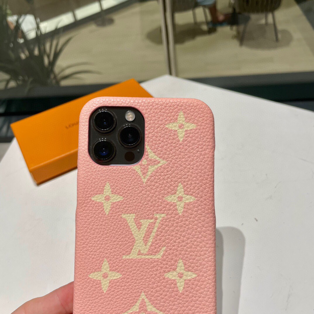 Louis Vuitton Monogram Phone Case  - DesignerGu