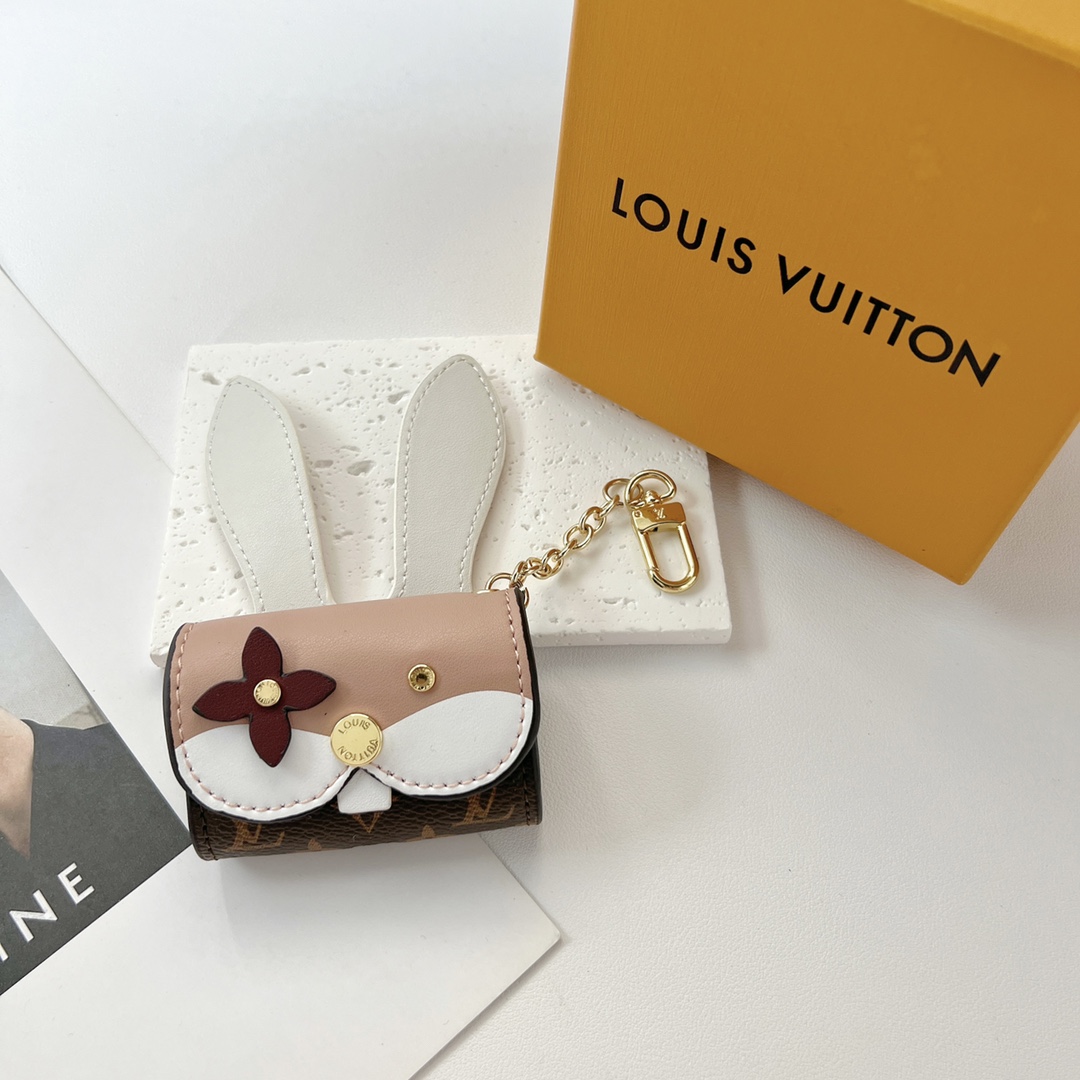 Louis Vuitton Rabbit Earpods Case    GI0863 - DesignerGu