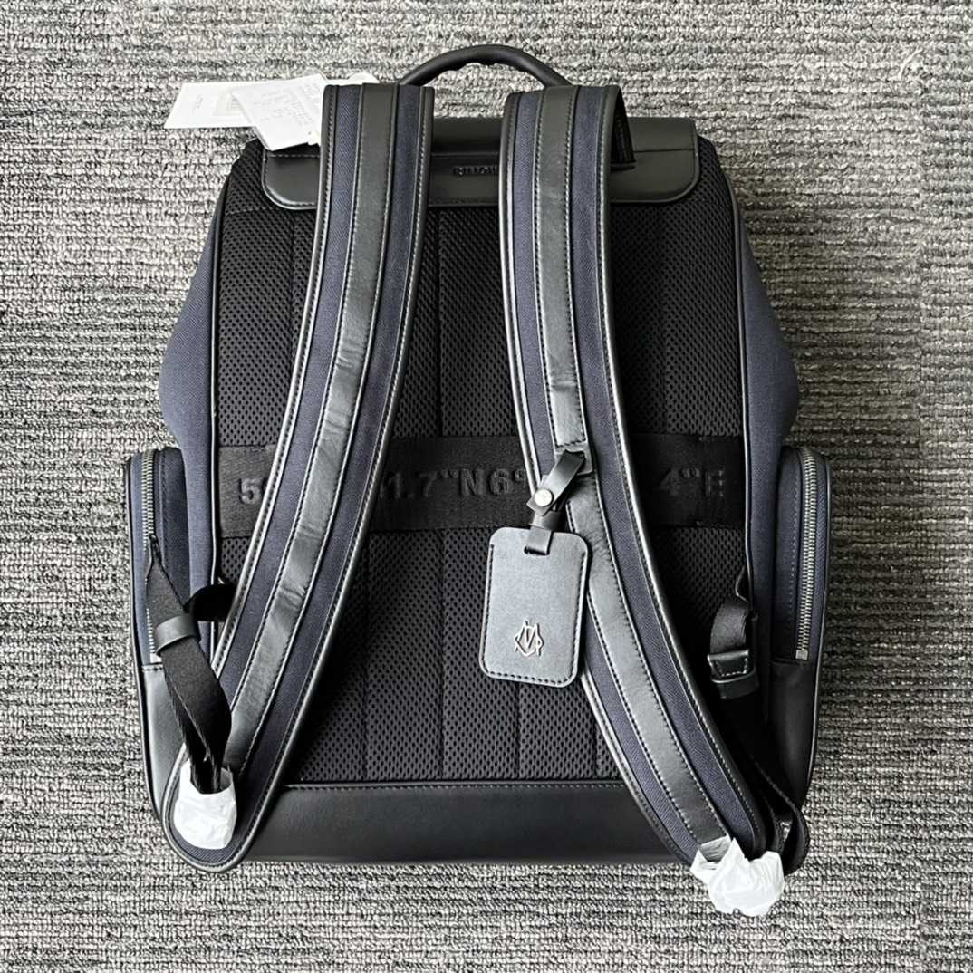 Rimowa Flap Backpack Large (44-37-16cm) - DesignerGu