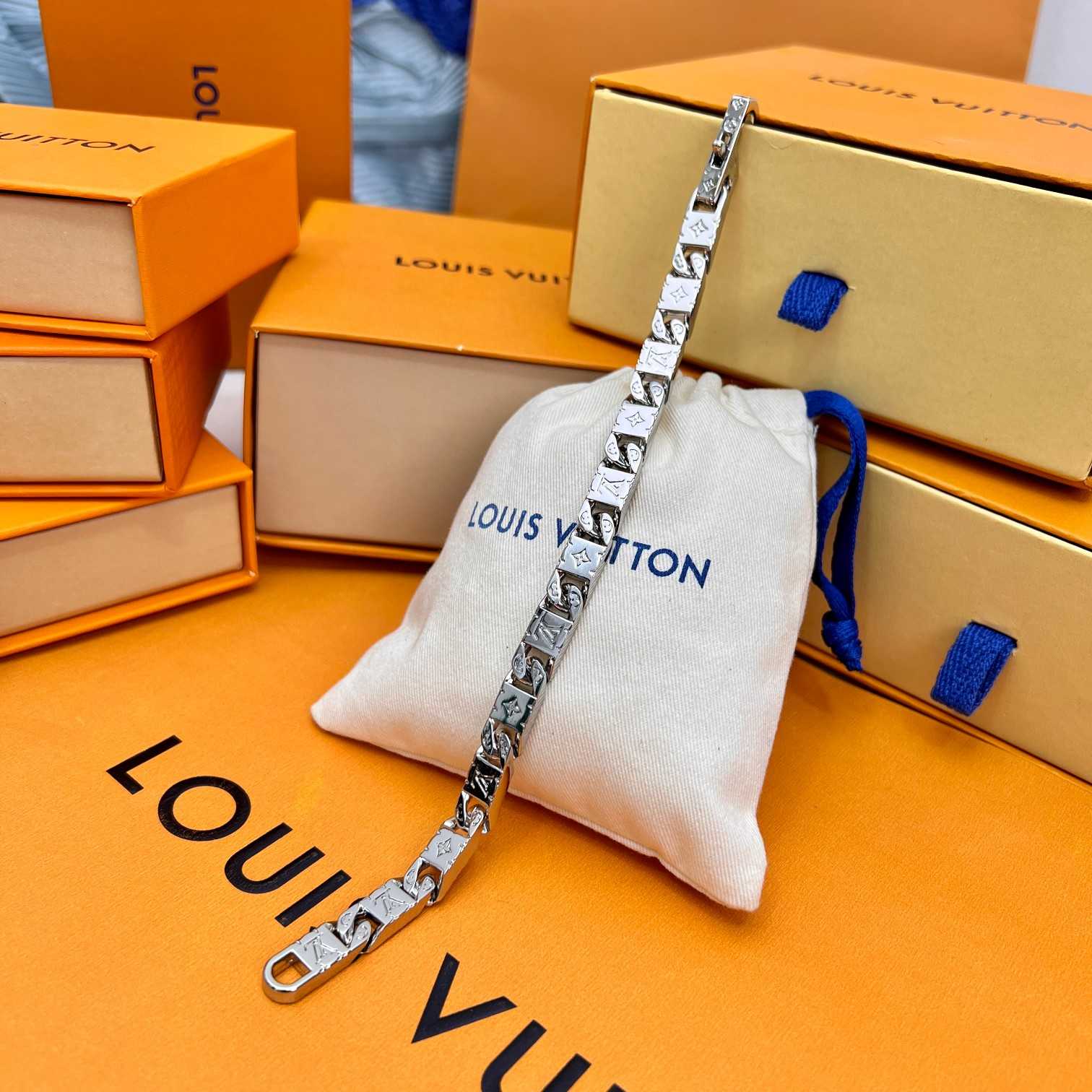 Louis Vuitton Monogram Tied Up Bracelet    M0921 - DesignerGu