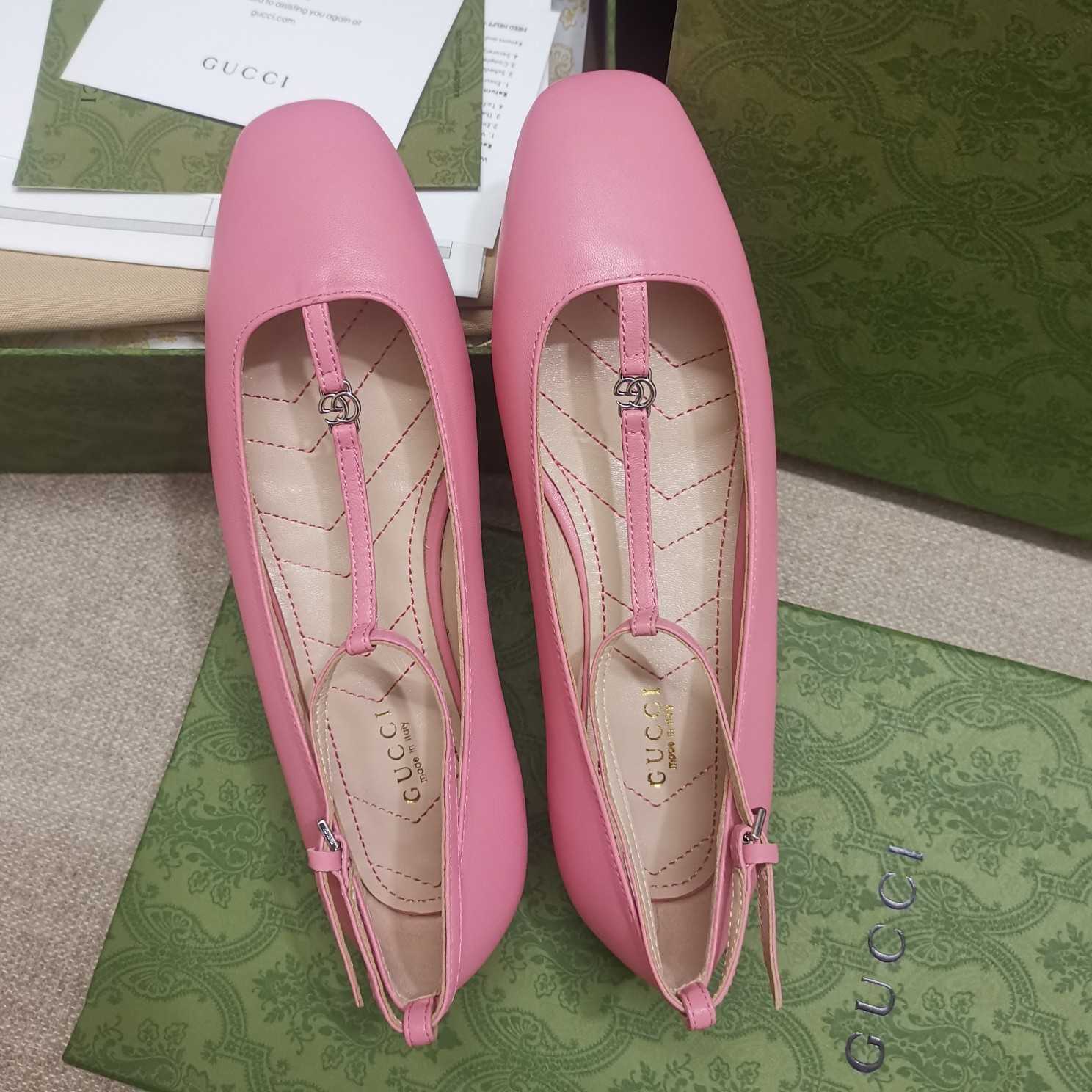 Gucci Women's Ballet Flat With Double G - DesignerGu