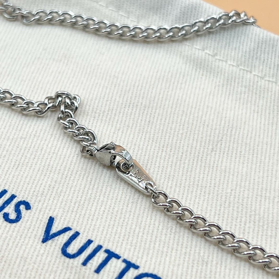 Louis Vuitton LV Instinct Necklace     M01125 - DesignerGu