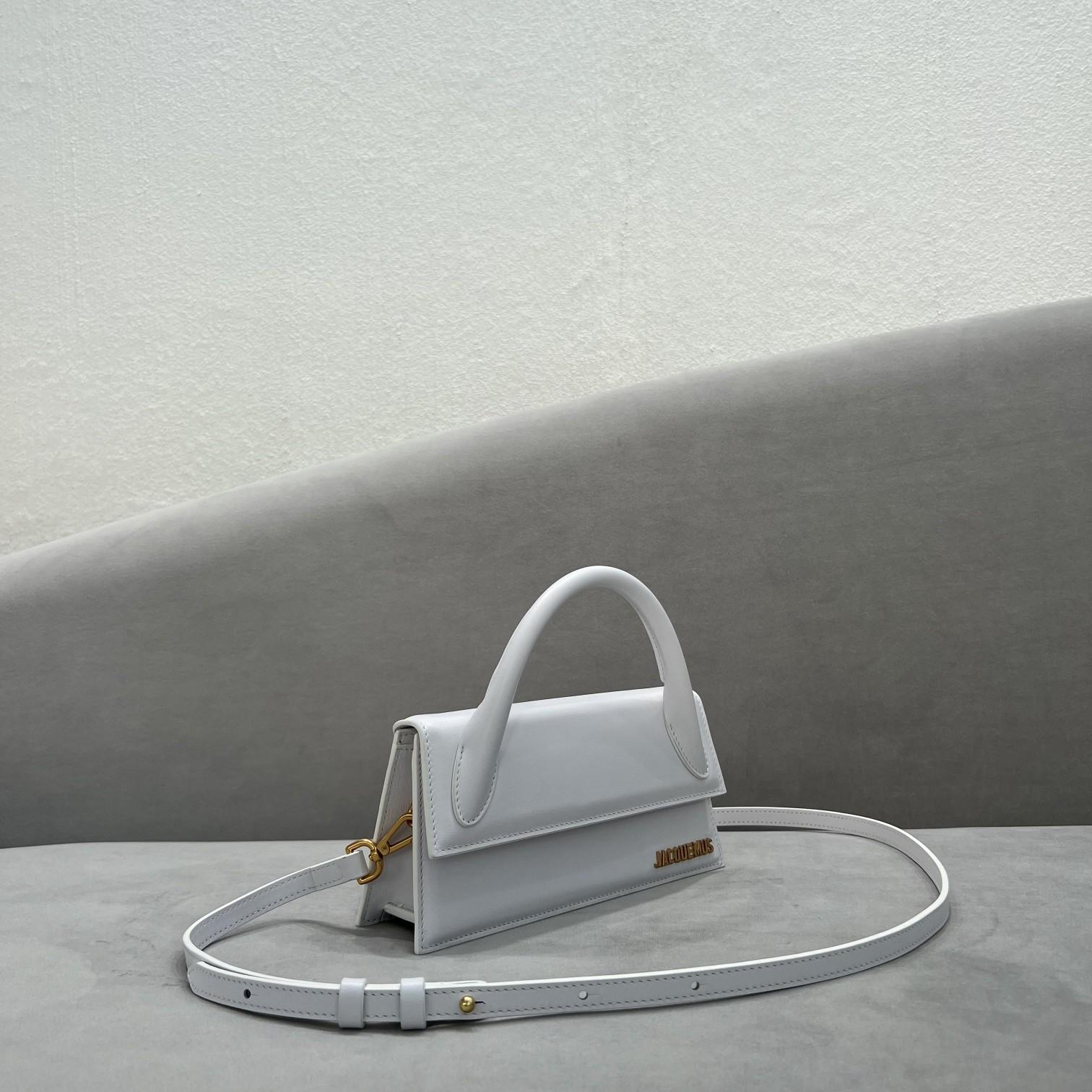 Jacquemus Le Chiquito Long Leather Handbag - DesignerGu