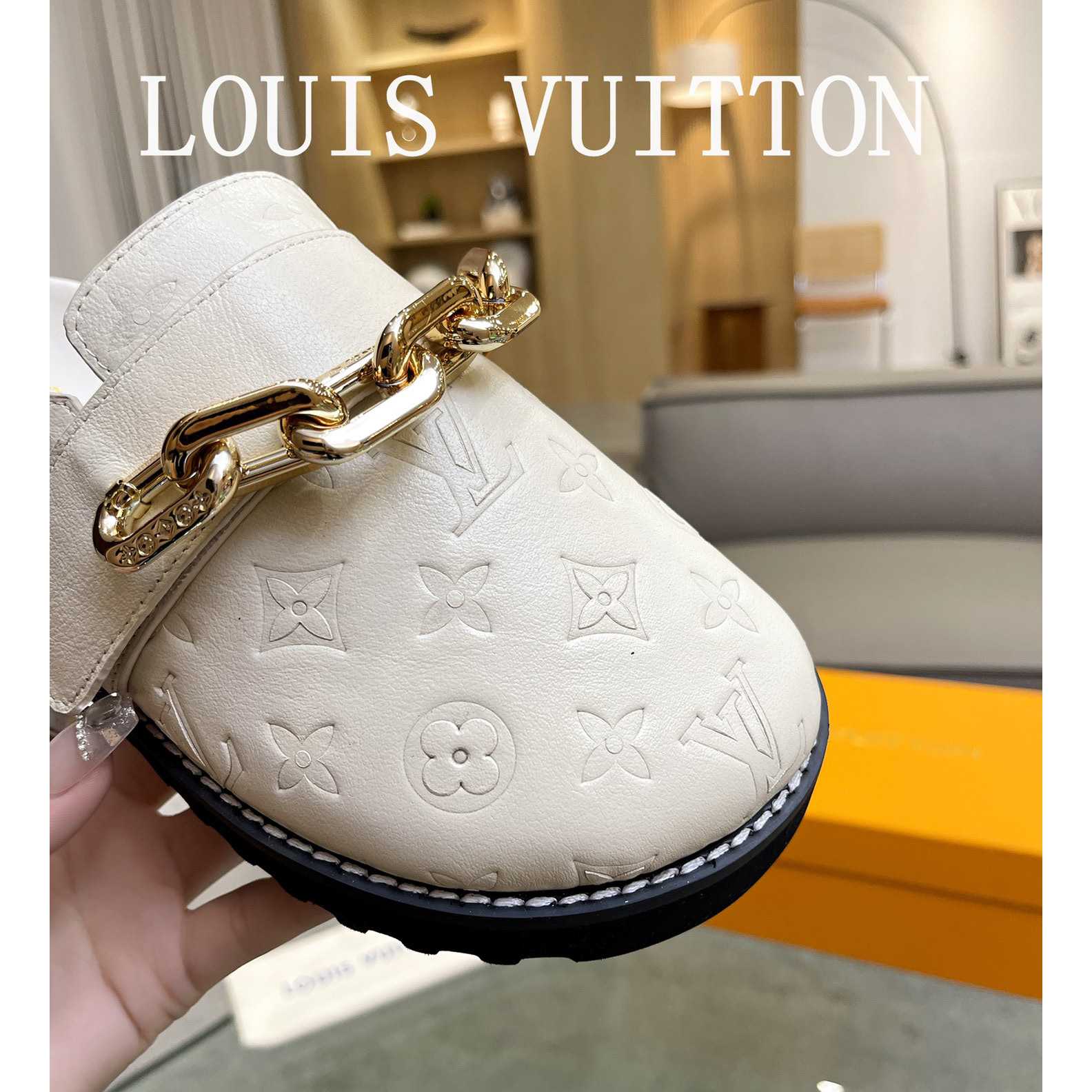 Louis Vuitton Lv Cosy Flat Comfort Clog         - DesignerGu