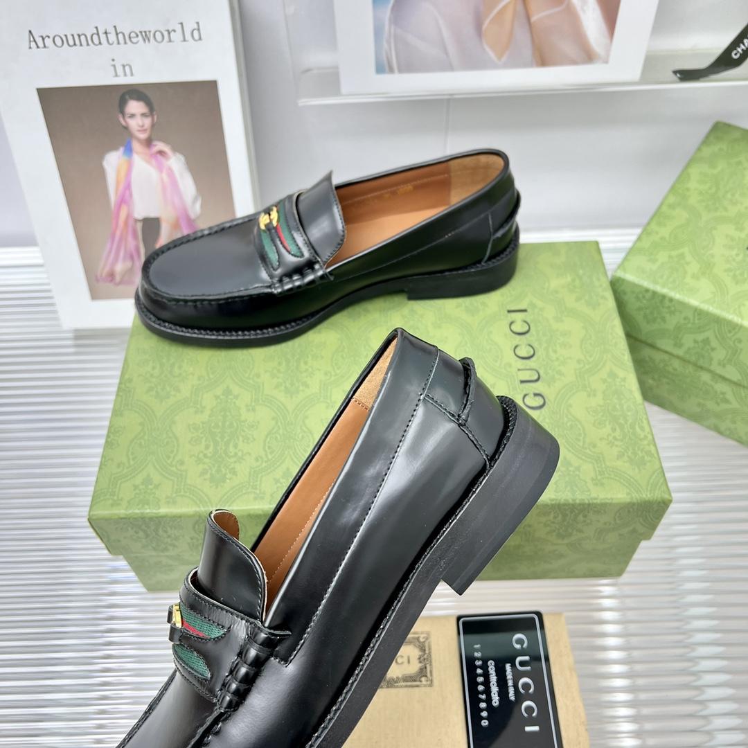 Gucci Loafer With Interlocking G - DesignerGu