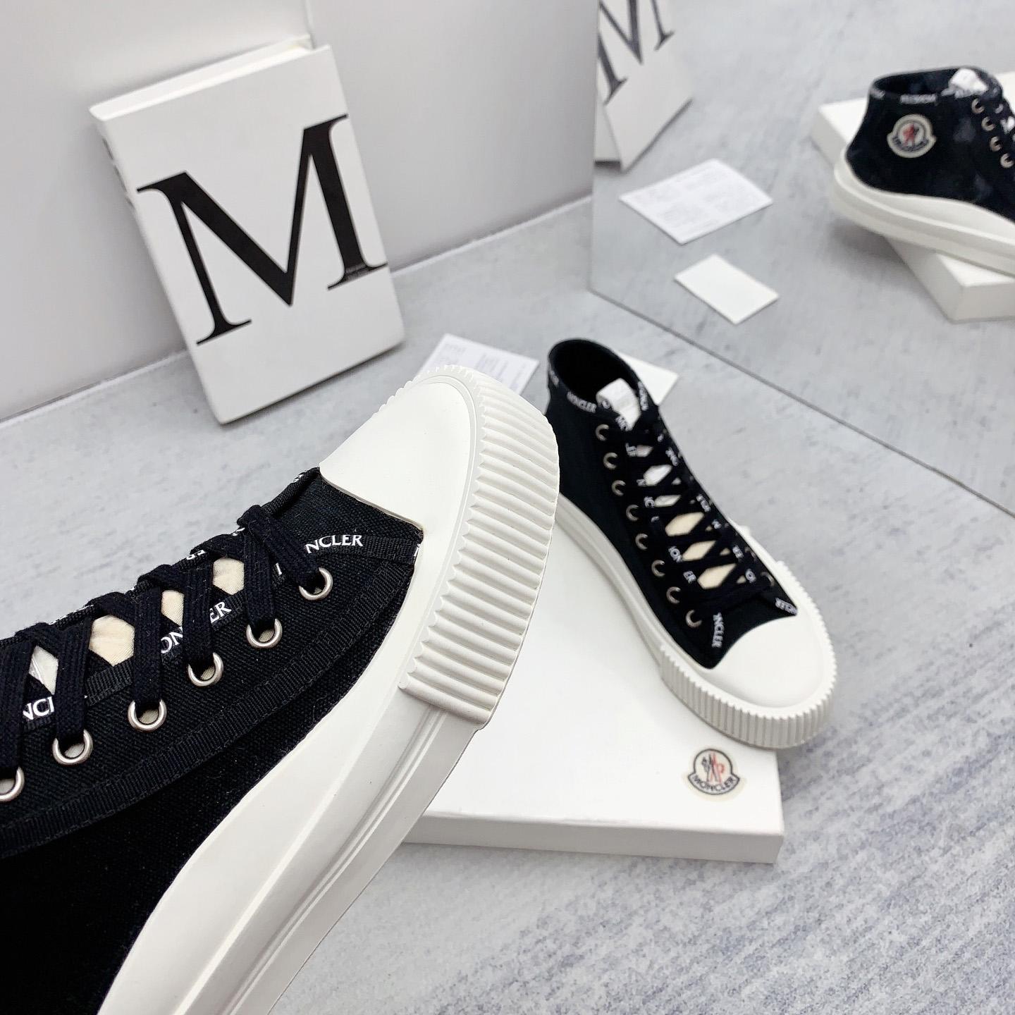 Moncler Black Lissex Sneakers - DesignerGu