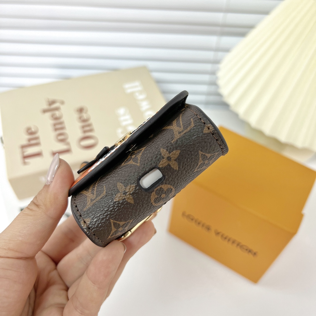 Louis Vuitton Cat Earpods Case    GI0862 - DesignerGu