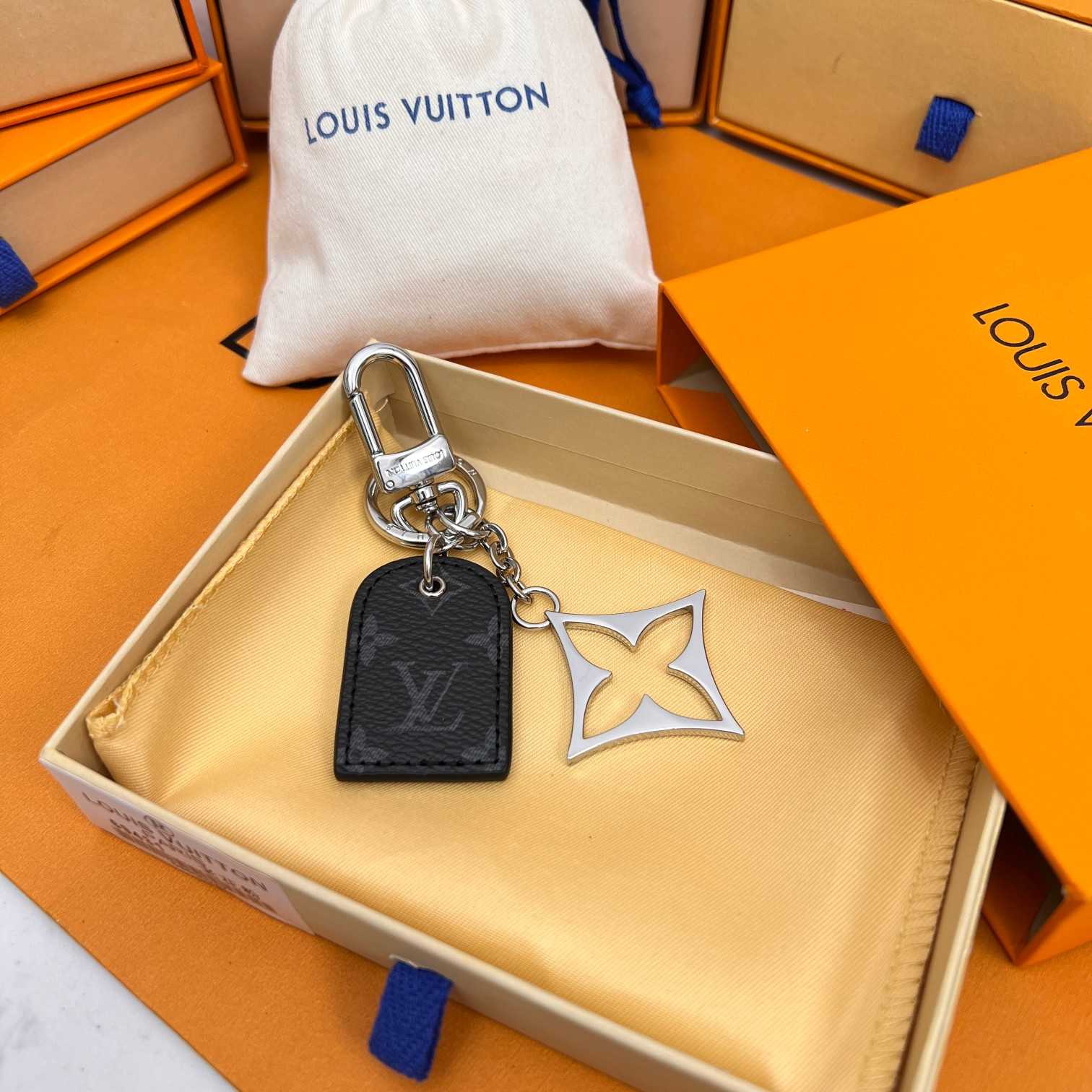 Louis Vuitton LV For You And Me Bag Charm & Key Holder   M00834 - DesignerGu