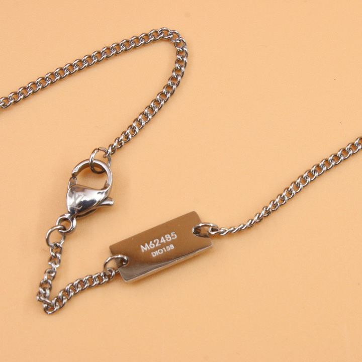 Louis Vuitton Monogram Charms Necklace    M62485 - DesignerGu