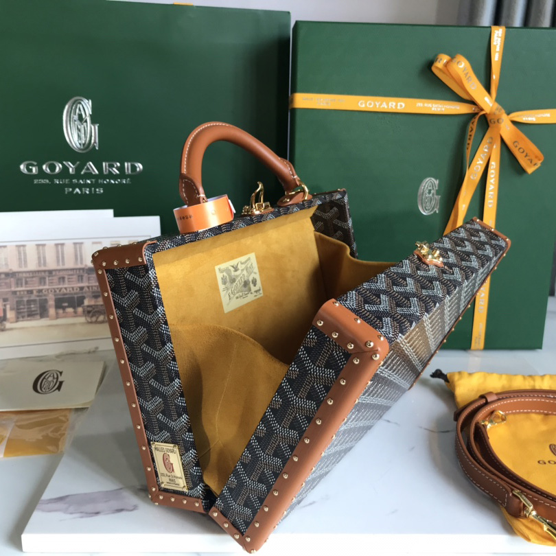 Goyard Grand Hôtel Trunk Bag  - DesignerGu