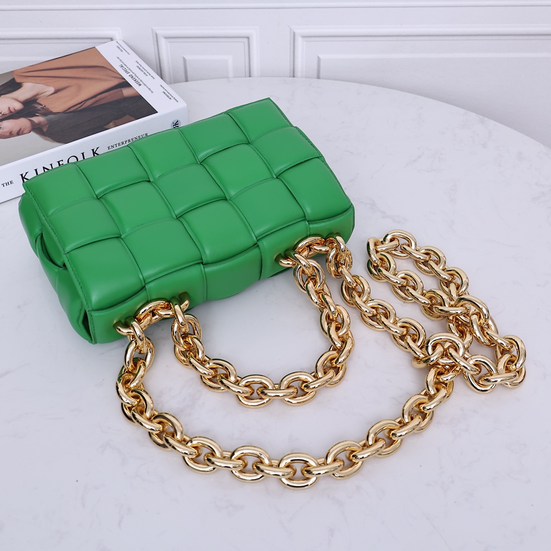 Bottega Veneta Chain Cassette - DesignerGu