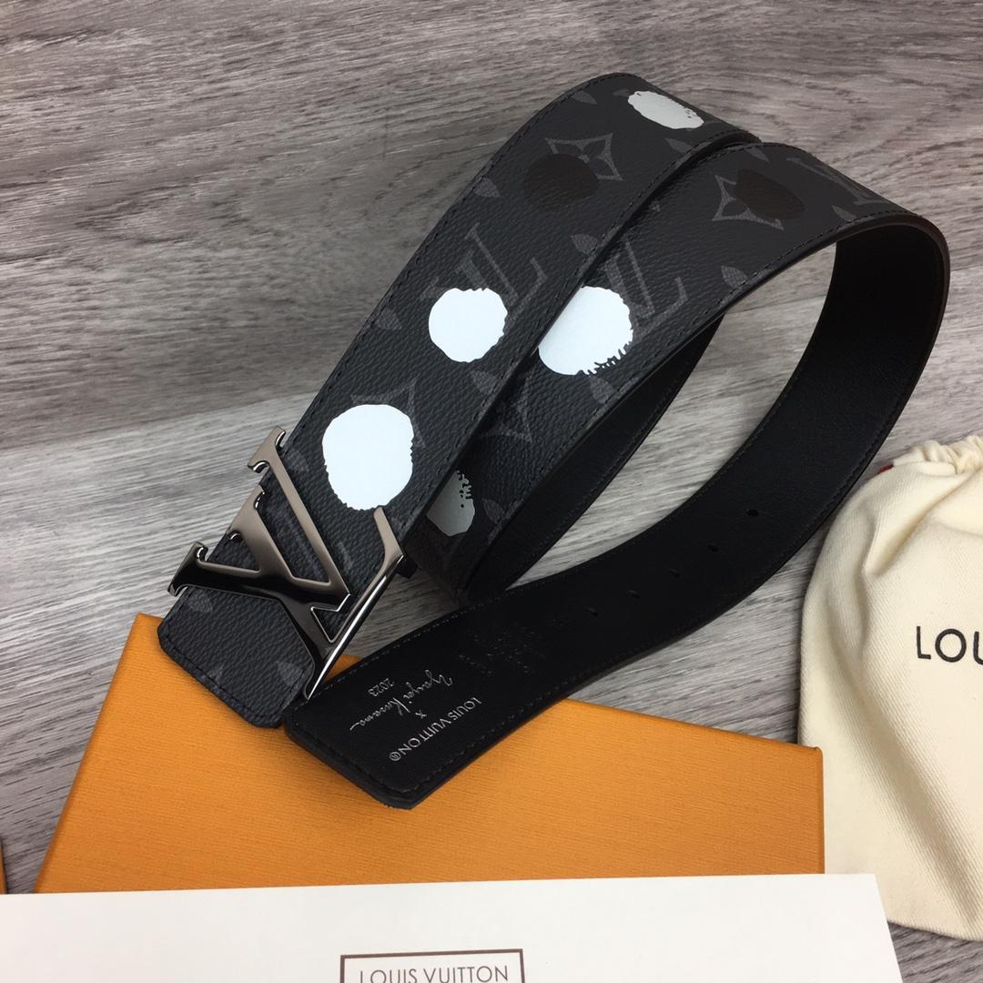 Louis Vuitton LV X YK LV Initiales 40MM Reversible Belt - DesignerGu