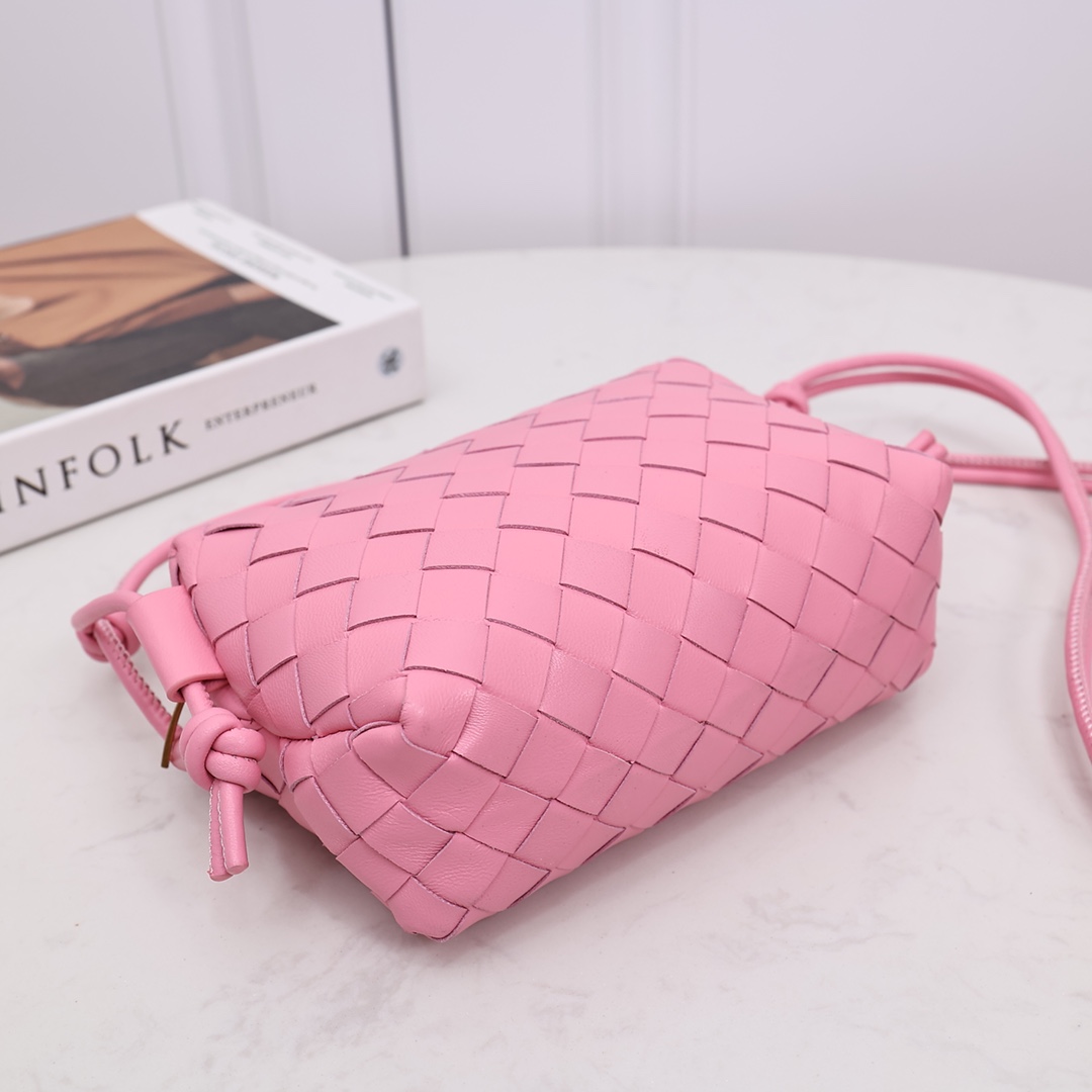 Bottega Veneta Candy Loop Camera Bag - DesignerGu