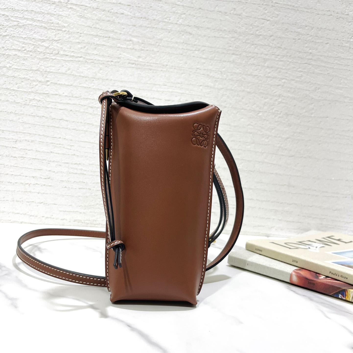 Loewe Gate Pocket In Soft Calfskin - DesignerGu