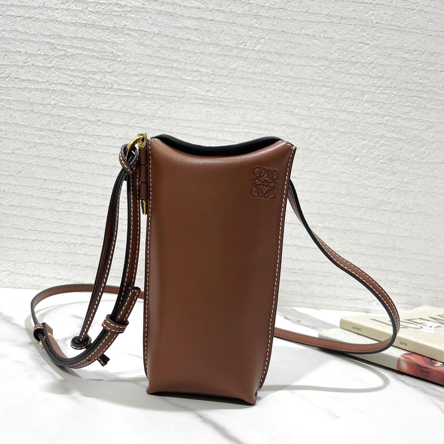 Loewe Gate Pocket In Soft Calfskin - DesignerGu