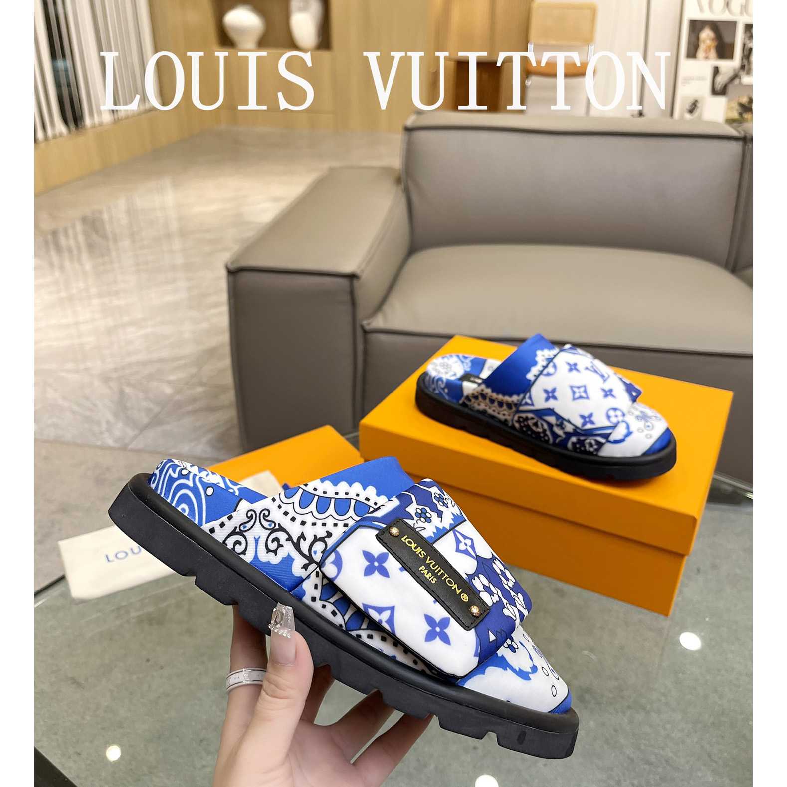 Louis Vuitton Slipper Pillow Flat Comfort Mule        1AAM52 - DesignerGu