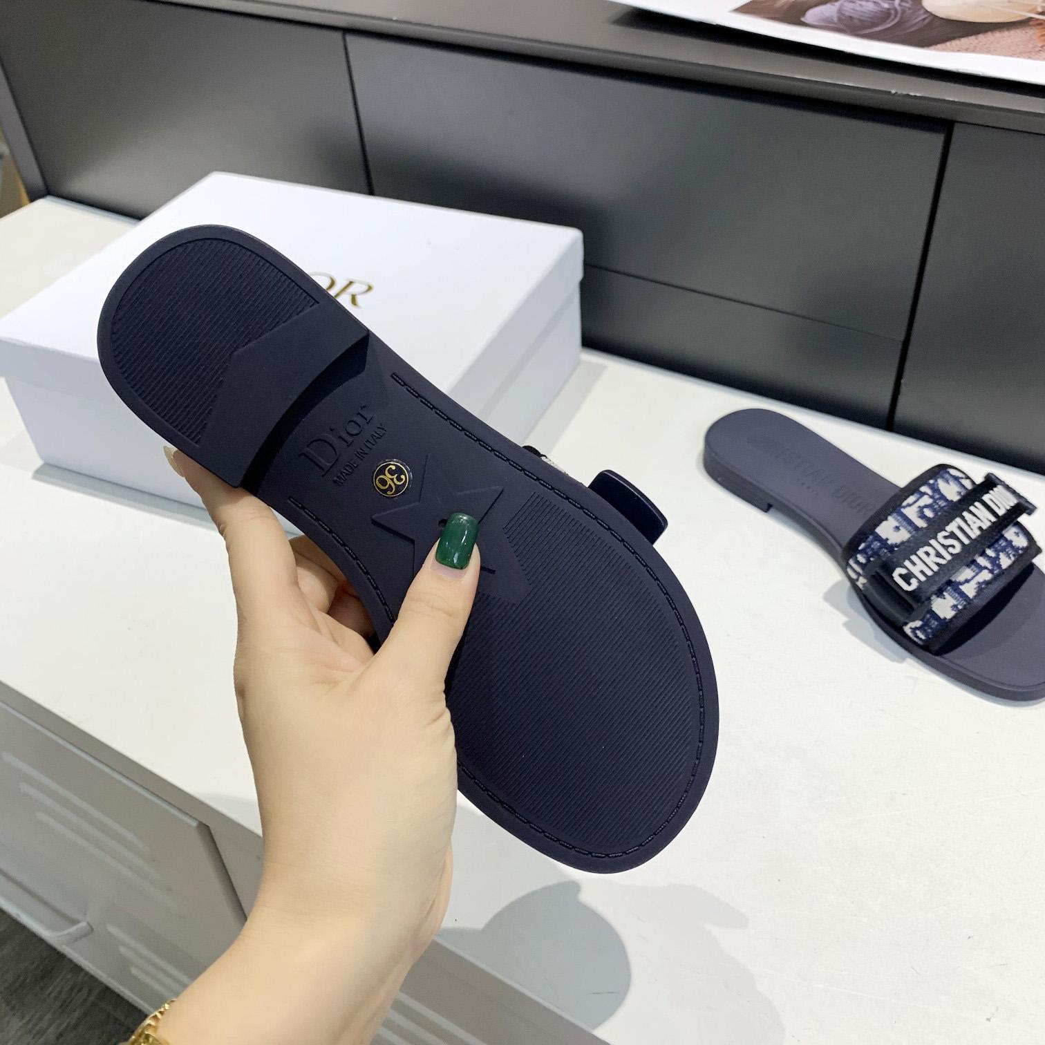 Dior Evolution Slide - DesignerGu