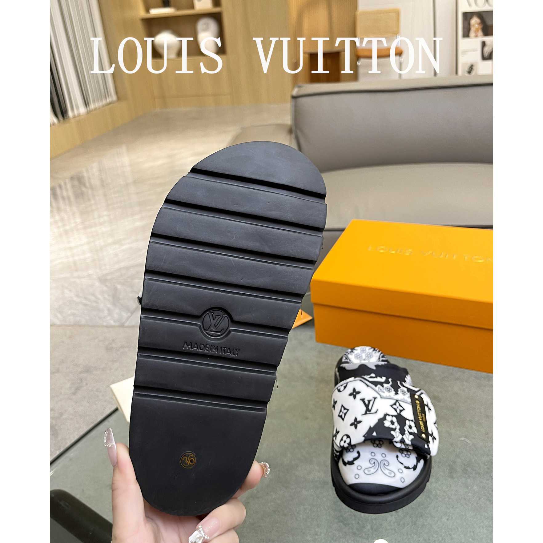 Louis Vuitton Slipper Pillow Flat Comfort Mule       - DesignerGu