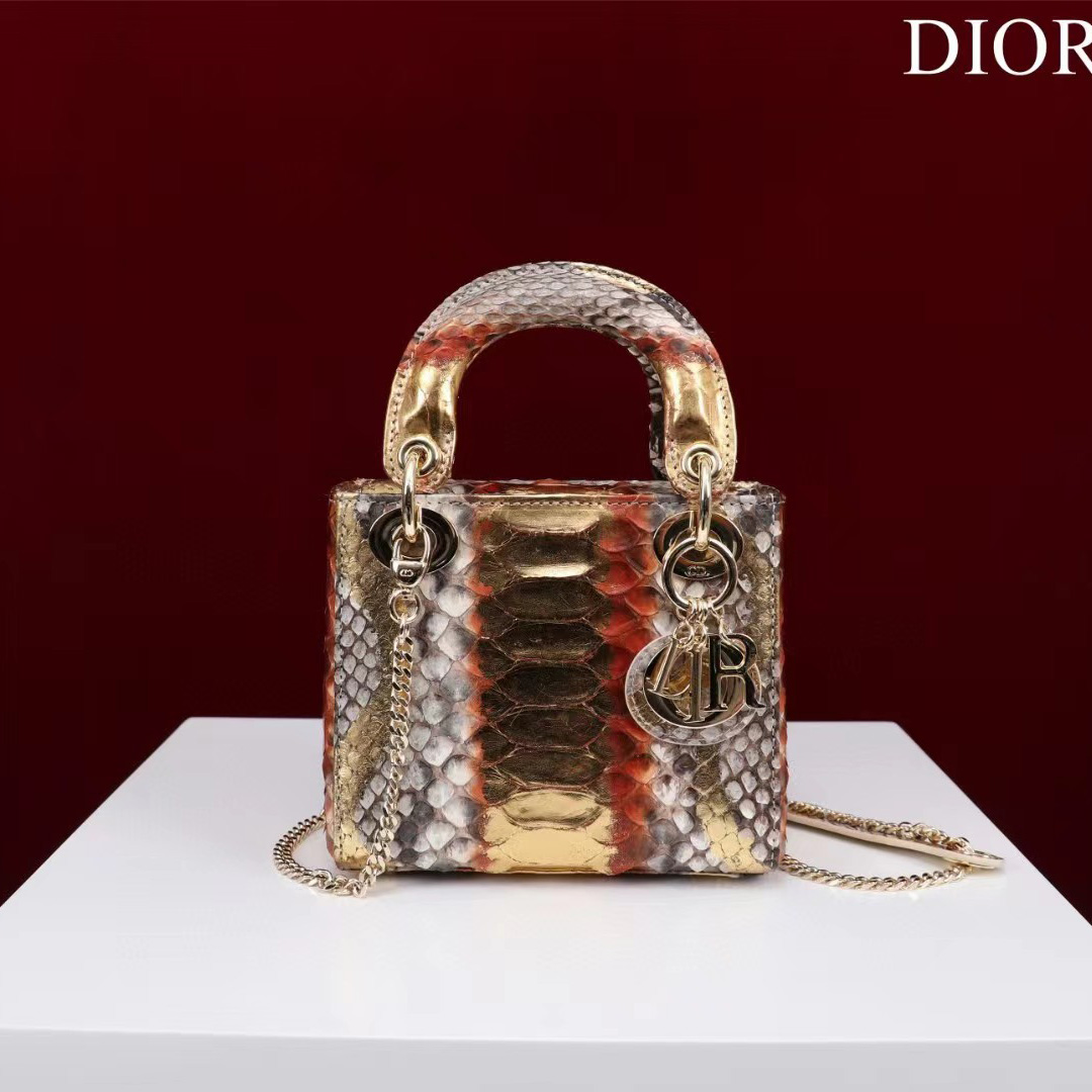 Dior Lady Dior Bag (17-15-7 cm) - DesignerGu