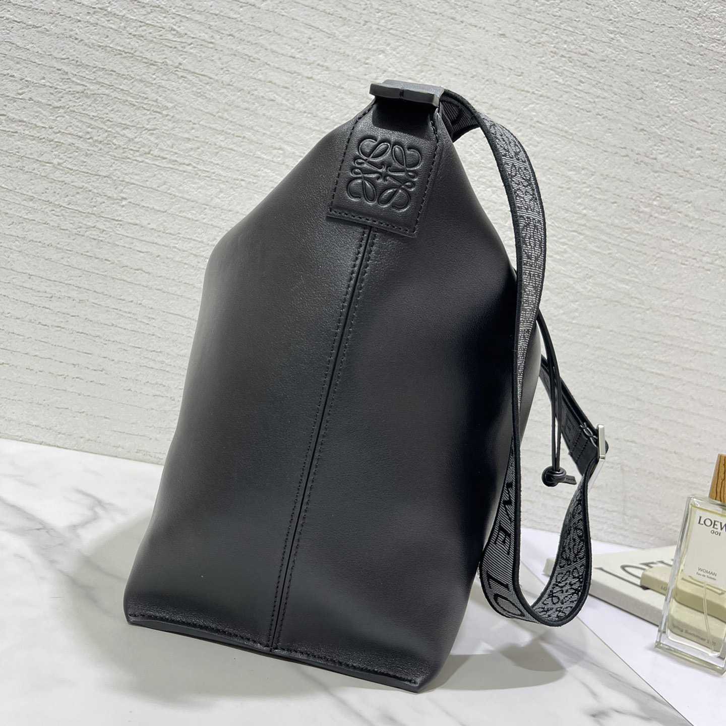 Loewe Cubi Crossbody Bag In Supple Smooth Calfskin And Jacquard - DesignerGu