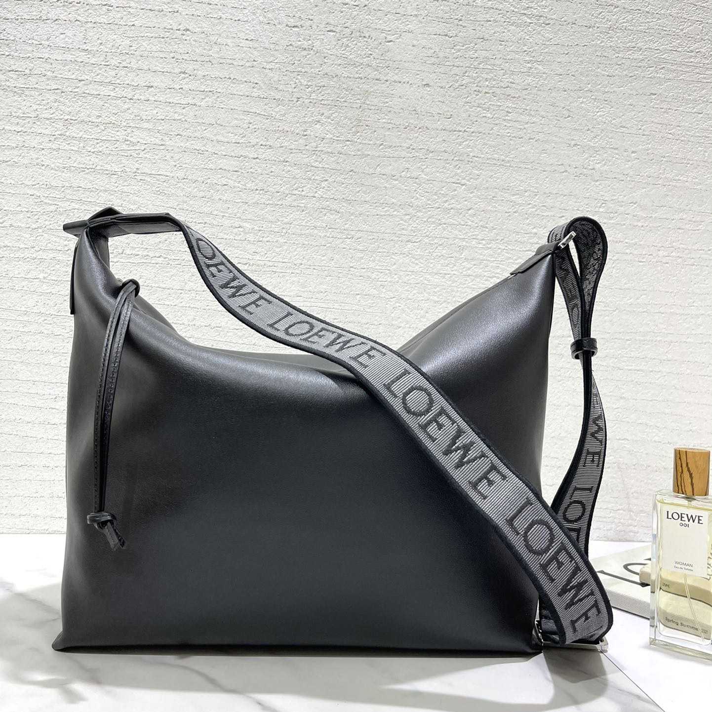 Loewe Cubi Crossbody Bag In Supple Smooth Calfskin And Jacquard - DesignerGu