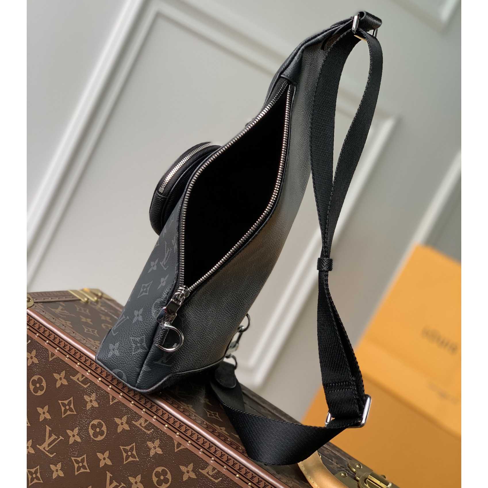 Louis Vuitton Duo Sling Bag(20-42-6cm)       M30936 - DesignerGu